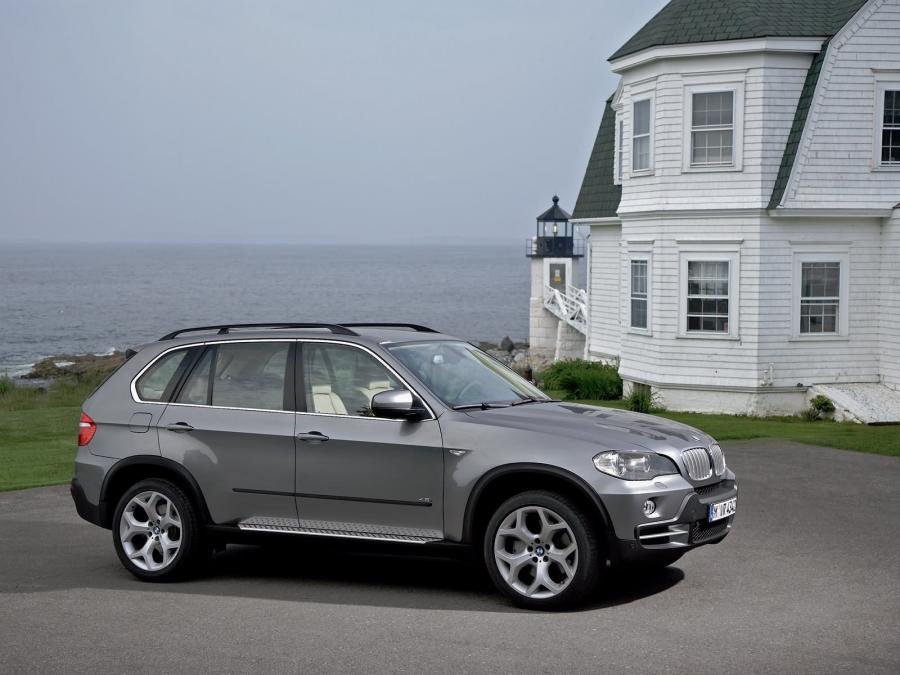  BMW X5 4.8i (E70) 2006 года  (WW) (фото 34 из 64)